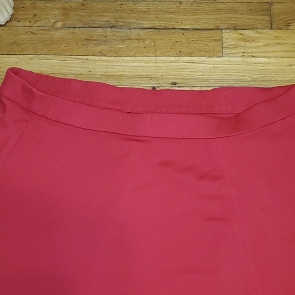 Excellent condition lane Bryant red skirt 26/28 - Picture 3 of 4